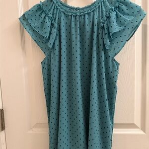 Lovely color and material, sleeveless blouse PETITE